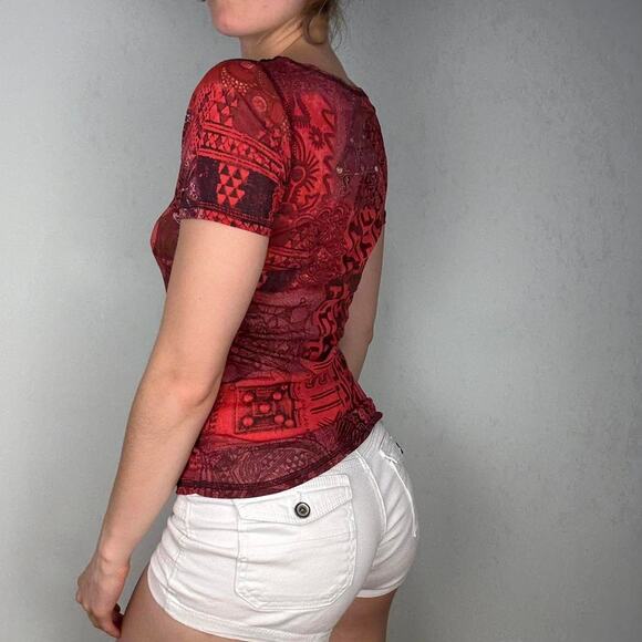 Red mesh short sleeve top slightly sheer unique patchwork design size small - Picture 6 of 8